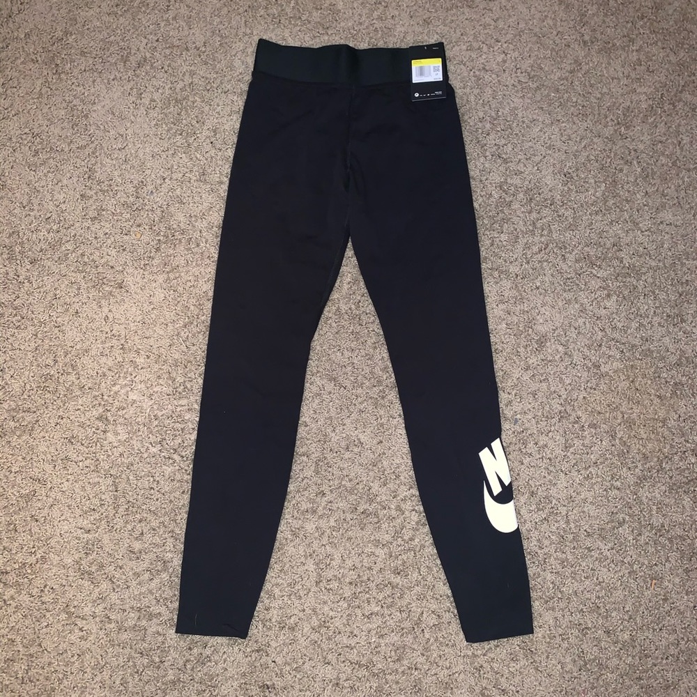 Brand new nike leggings
